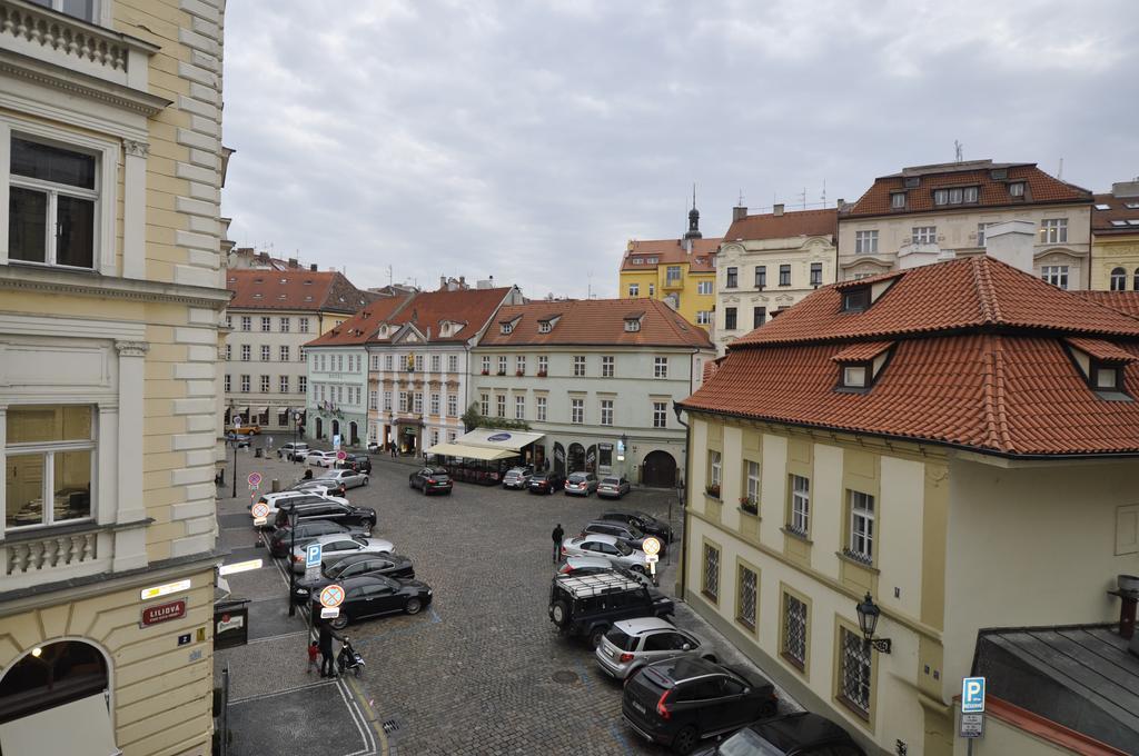 Liliova Apartments Praga Exterior foto
