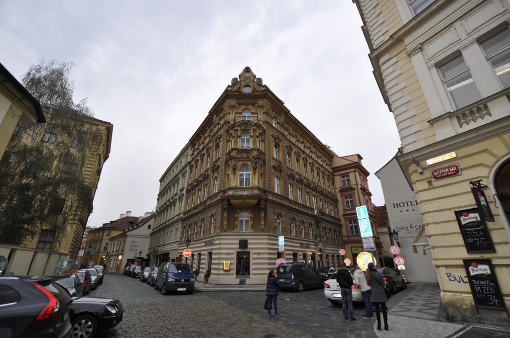 Liliova Apartments Praga Exterior foto